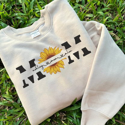 Mother's Day Personalized Embroidered Sunflower MOM with Names Hoodie Sweatshirt T-Shirt